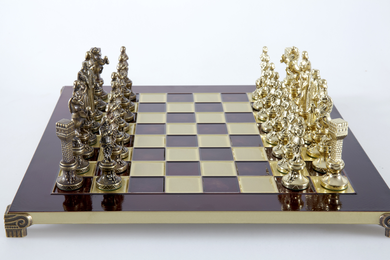 Renaissance chess set with gold-silver chessmen/Red chessboard 36 sm